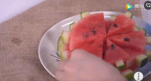 抱手瓜怎么吃,轻松解锁美味新体验