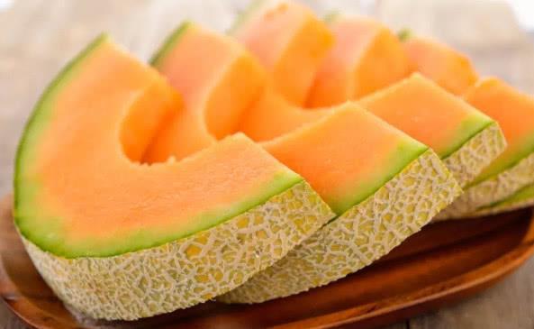 吃哈密瓜可以吃榴莲吗